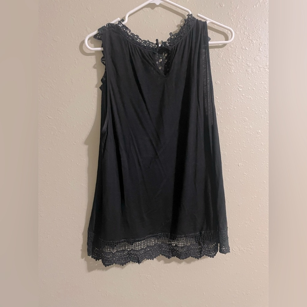 Black lace tank